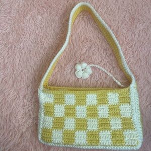Crochet shoulder bag yellow and white